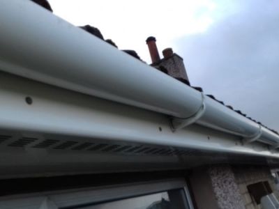 Gutter and fascia clean